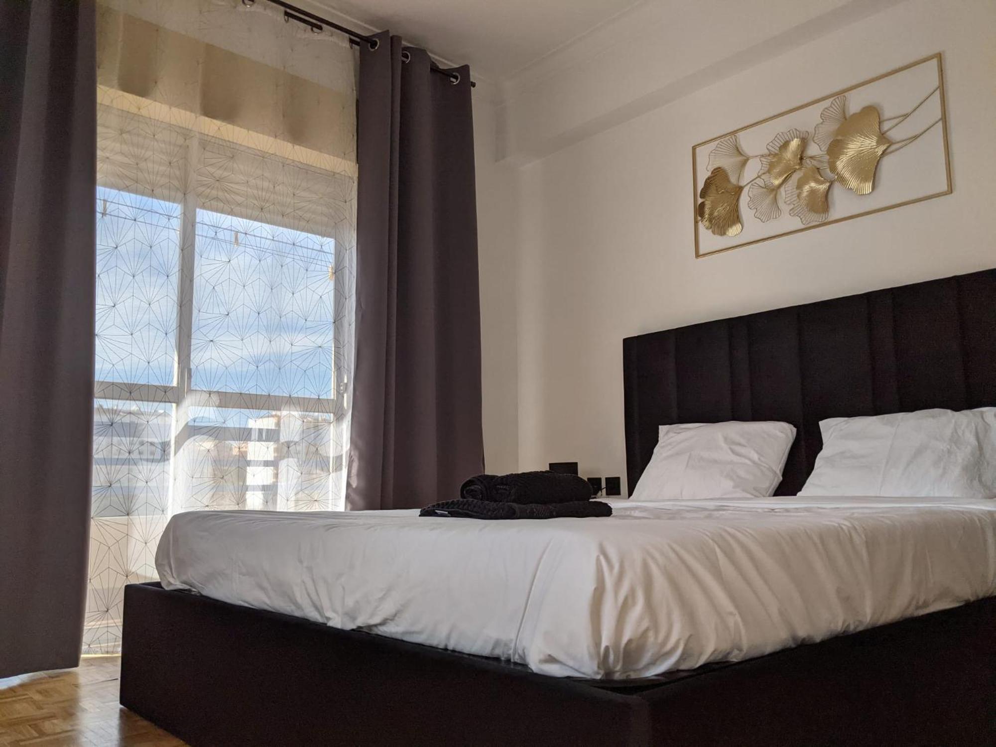 Rooms 10 Mins Walk From Train Station! Agualva-Cacem Dış mekan fotoğraf
